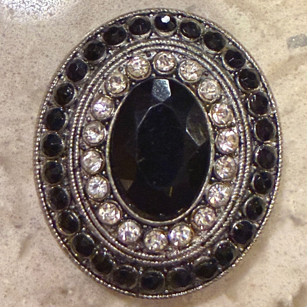 Vintage 1980s Black Silver Rhinestone Metal Scarf Slide Glam Accessory OS‎